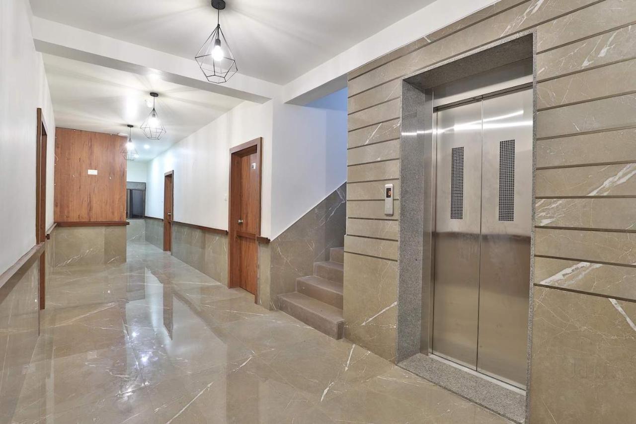 Hotel Kuber Dwarka  Luaran gambar