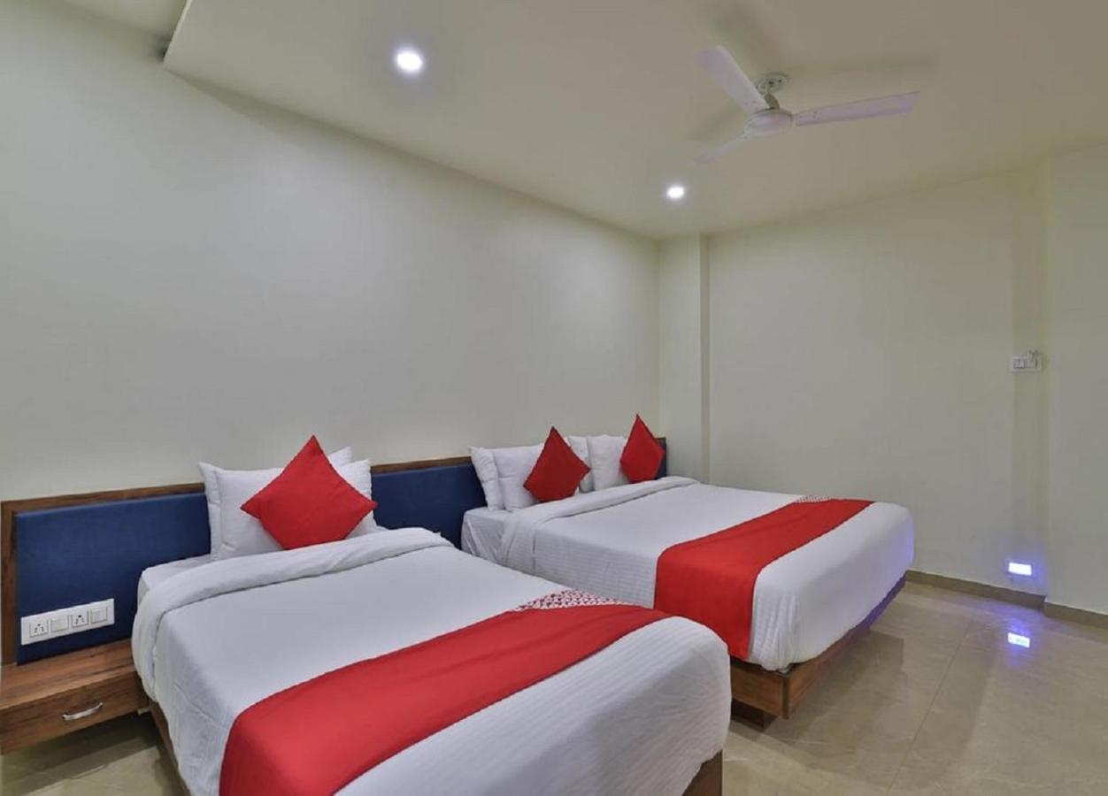 Hotel Kuber Dwarka  Luaran gambar
