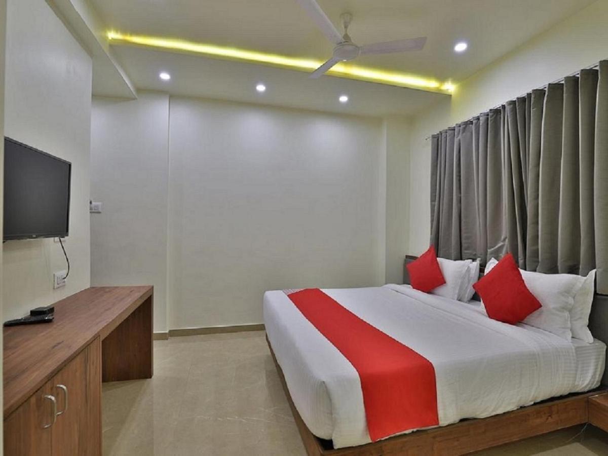 Hotel Kuber Dwarka  Luaran gambar