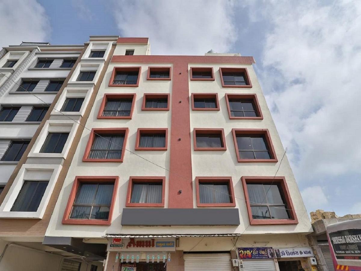 Hotel Kuber Dwarka  Luaran gambar