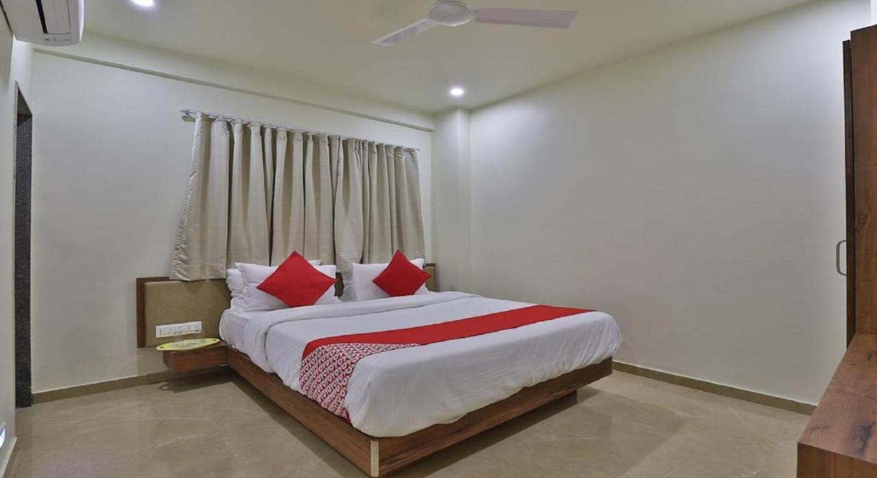 Hotel Kuber Dwarka  Luaran gambar