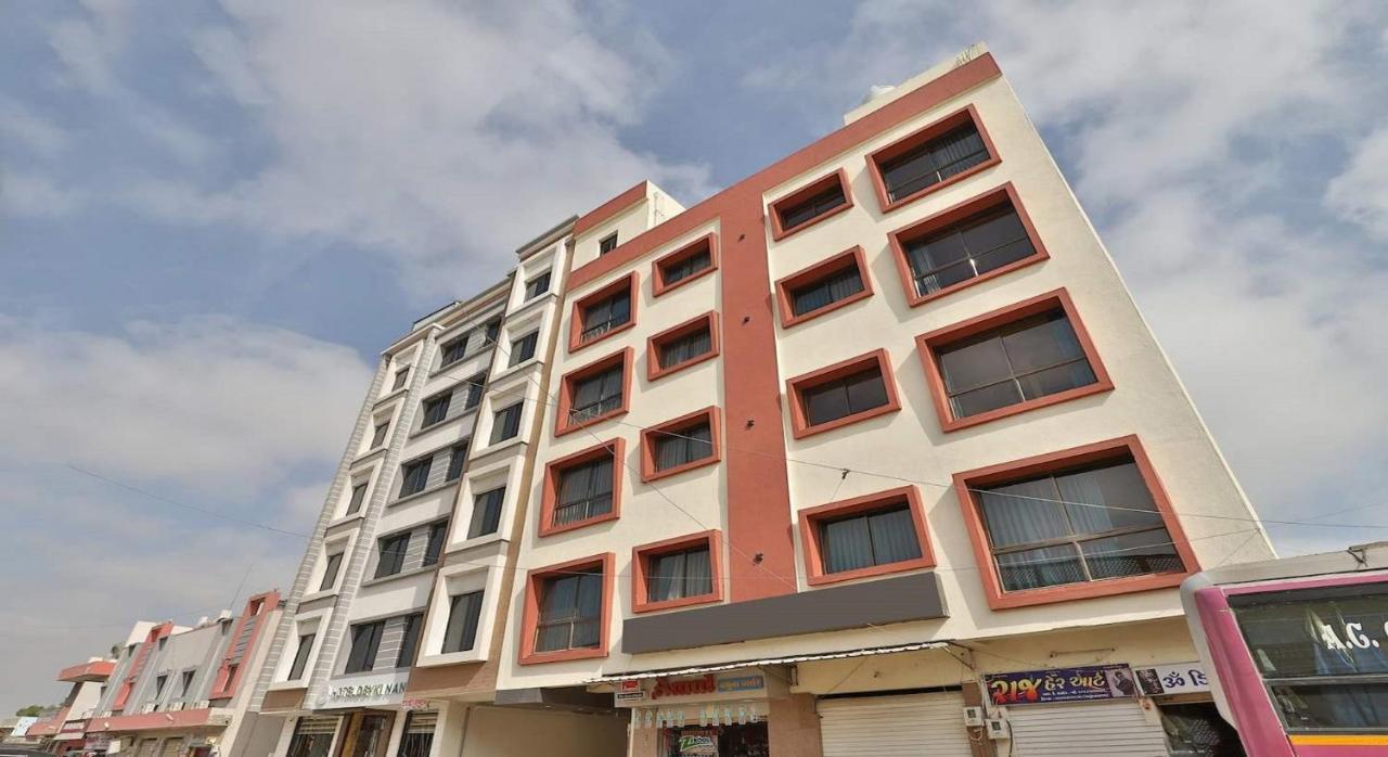 Hotel Kuber Dwarka  Luaran gambar